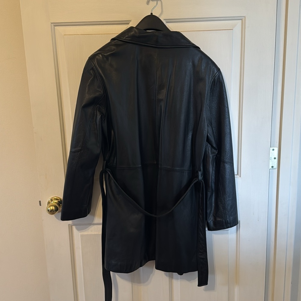 Vtg Modern Essentials Leather Coat - image 3
